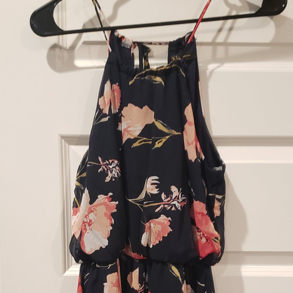 NWOT: KLD Floral Print Romper Size Small
